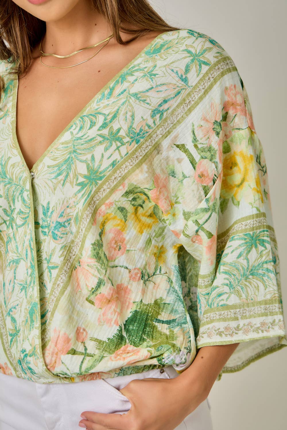 61563 Border Print Front Wrap Kimono Top